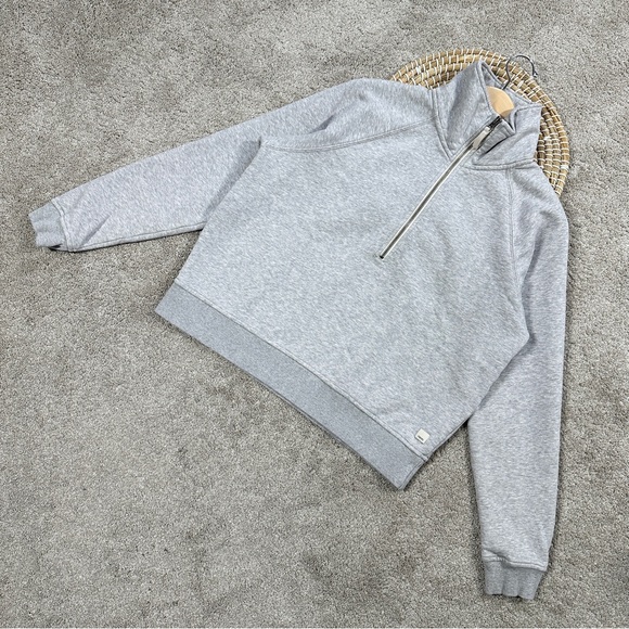 Vuori Women’s Organic Cotton Restore Half Zip Pullover in Light Heather Grey M - Picture 2 of 14